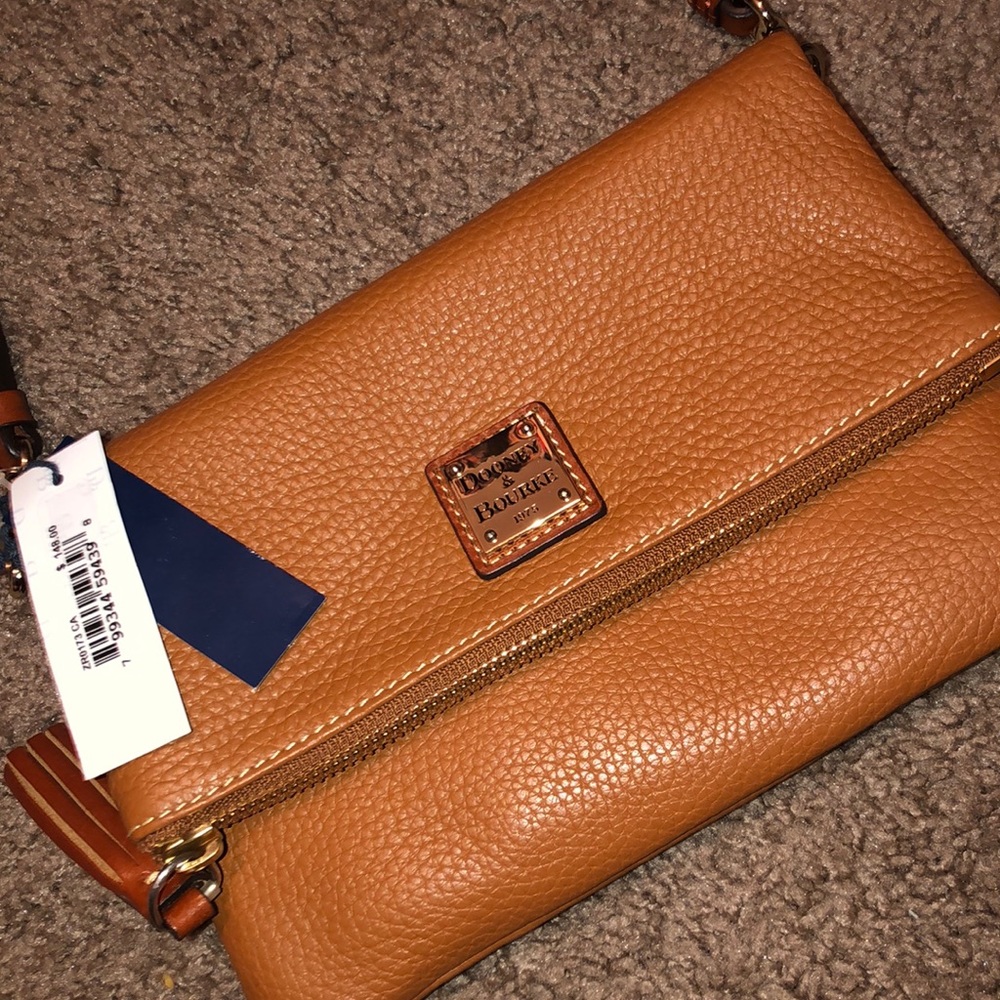 Dooney & Bourke cross body bag